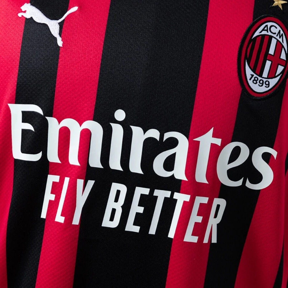Retro AC Milan 2021/22 Home jersey Fan Version