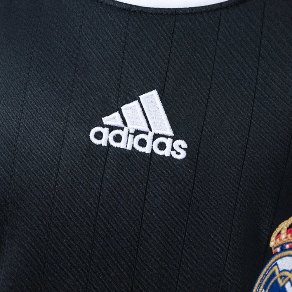 Retro Real Madrid 2006/07 Away Kid Kits