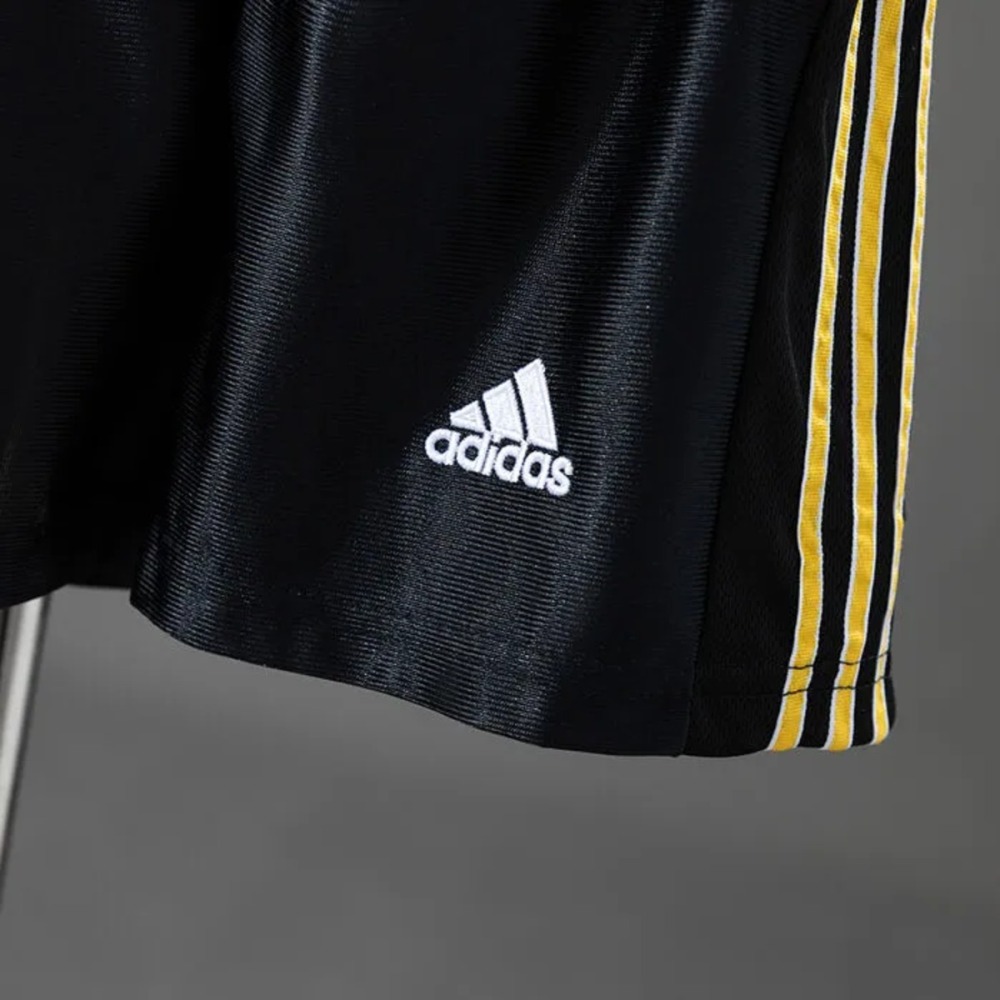 Retro Real Madrid 1999/2001 Away Kid Kits