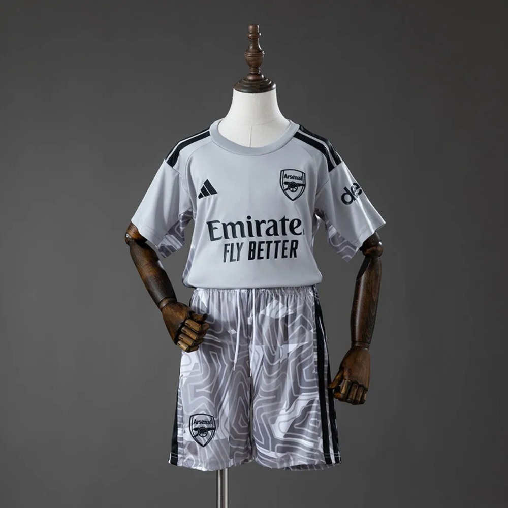 2026/27 Arsenal Goalkeeper Kid Kits