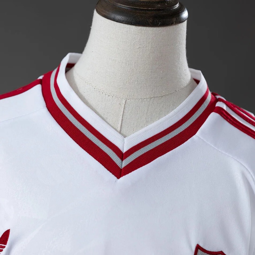2026/27 Liverpool Away Kid Kits