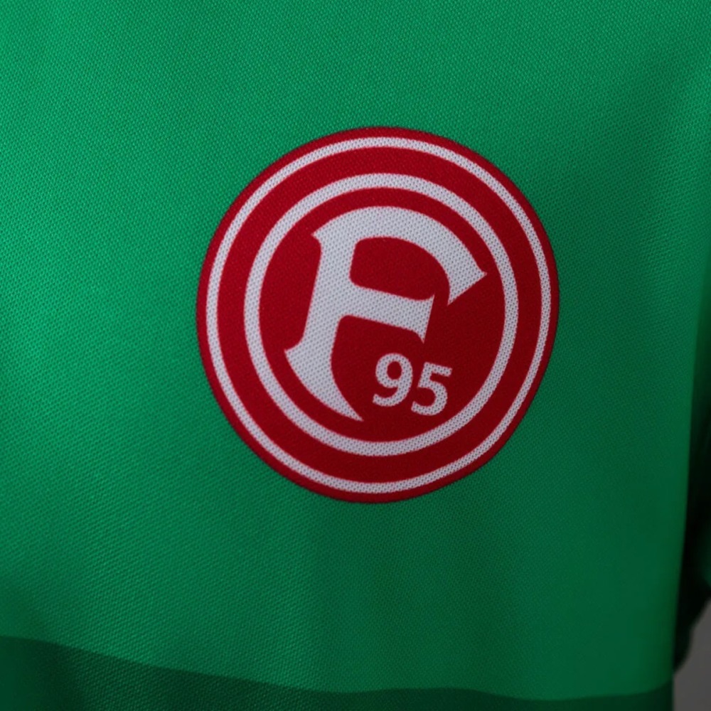 Retro Fortuna Düsseldorf 1996 Away Jersey Fan Version