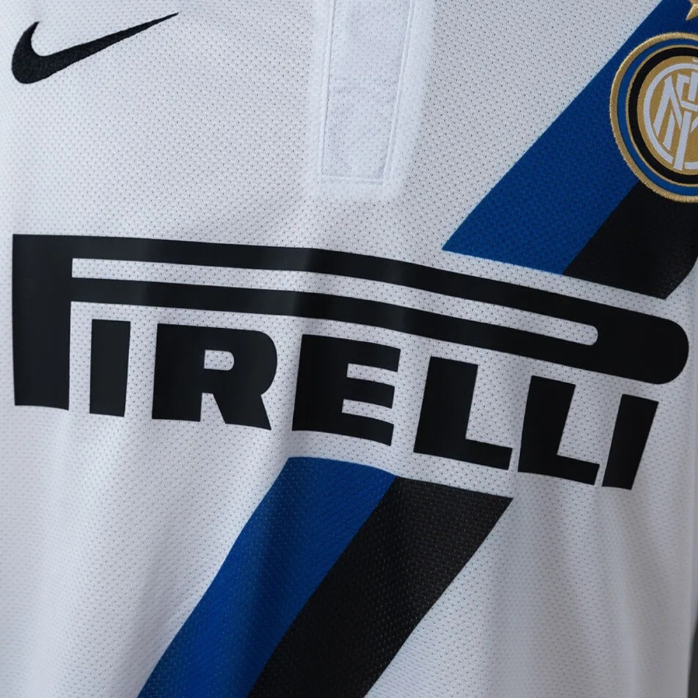Retro Inter Milan 2011/12 Away Jersey Fan Version