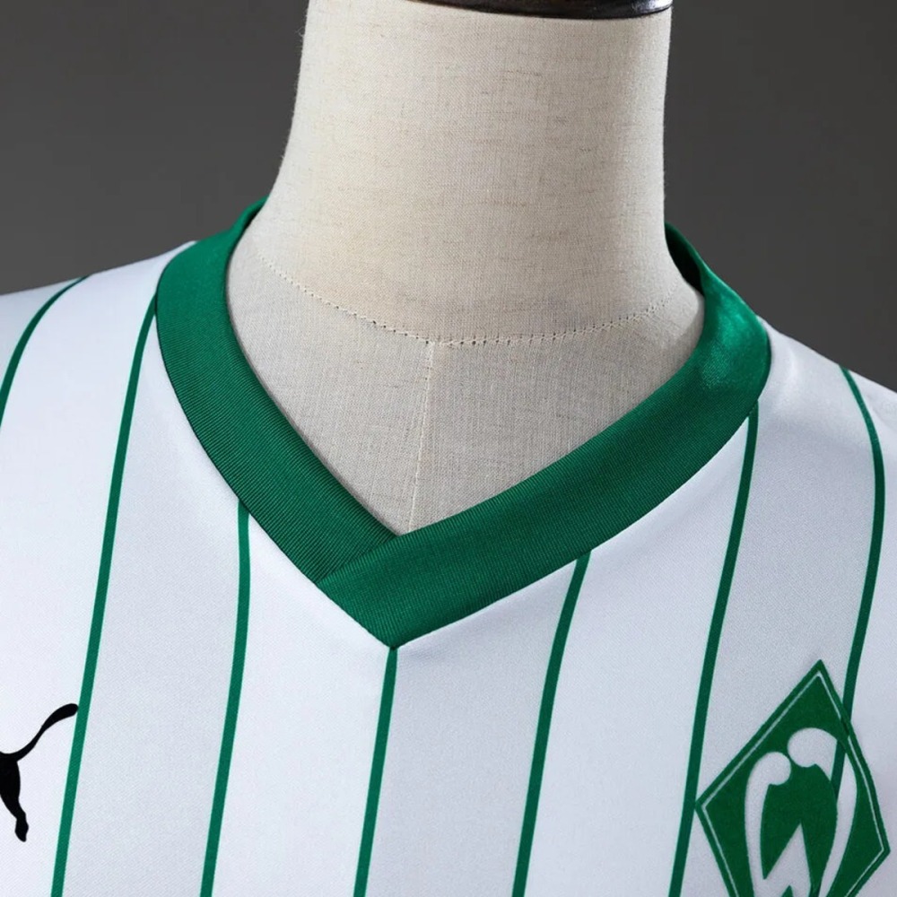 Retro Werder Bremen 2009/10 Home Jersey Fan Version