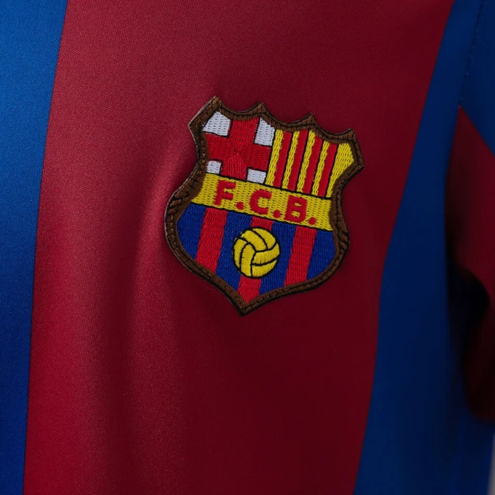 Retro Barcelona 80/82 Home Jersey Fan Version