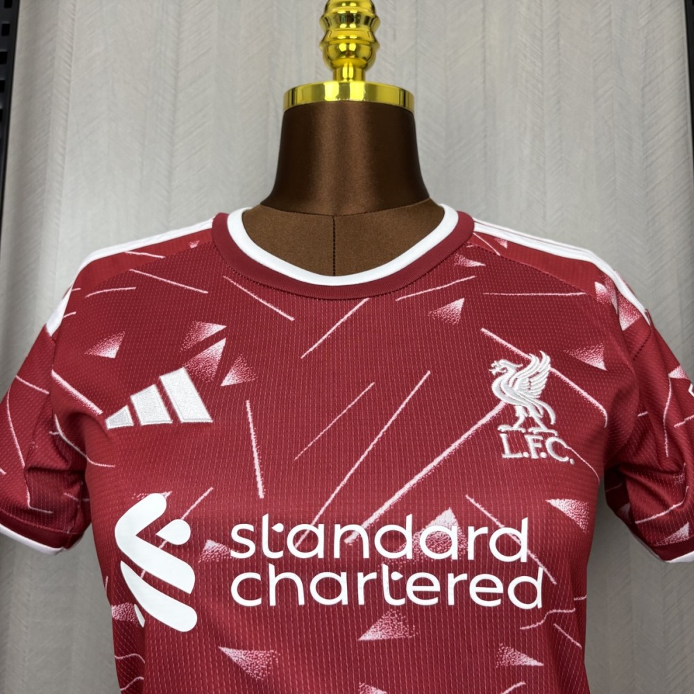 2026/27 Liverpool Home Women's Jersey