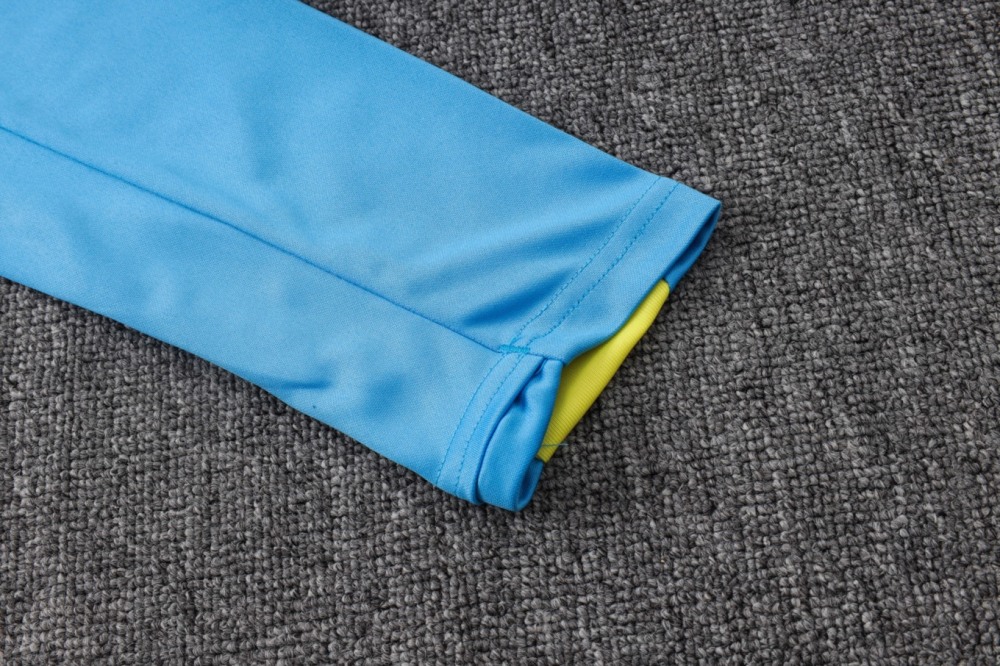 2026 Barcelona Light blue Long-sleeved half-pull training kit