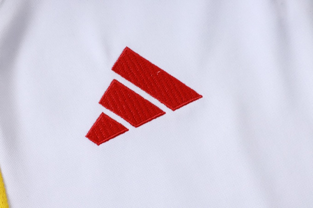 2026 Colombia White Long-sleeved half-pull training kit