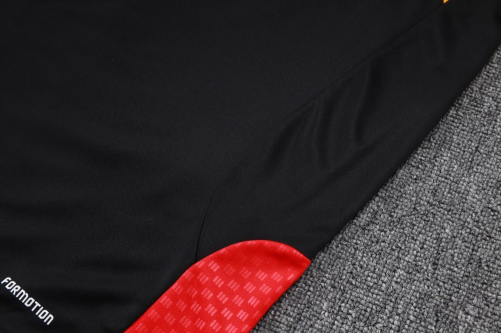 2026 Germany Black Long-sleeved half-pull training kit