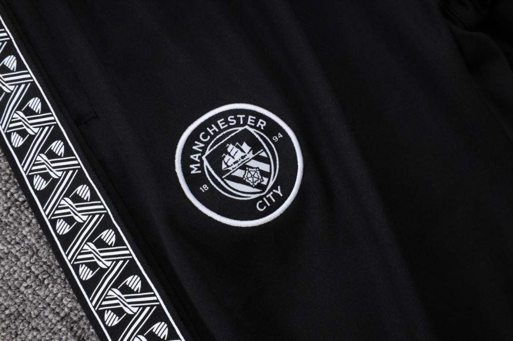 2026 Manchester City Black Long-sleeved half-pull training kit