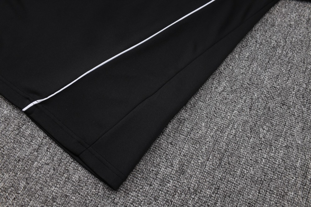 2026 Manchester City Black Long-sleeved half-pull training kit