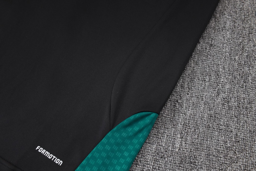 2026 Mexico Black Long-sleeved half-pull training kit
