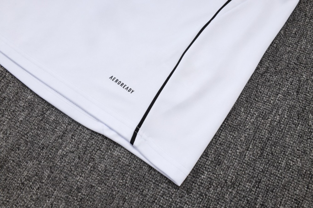 2026 Real Madrid White Long-sleeved half-pull training kit