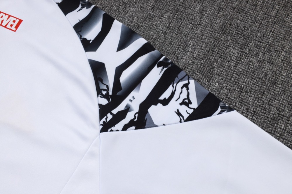 2026 Real Madrid White Long-sleeved half-pull training kit