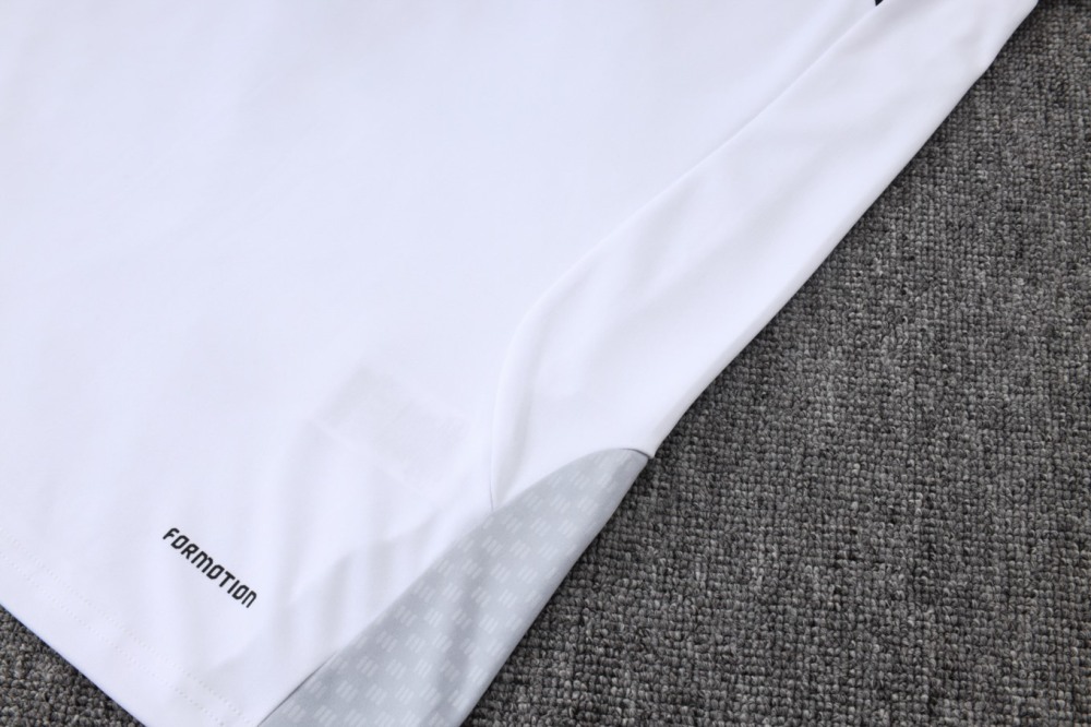 2026 Real Madrid White Long-sleeved half-pull training kit