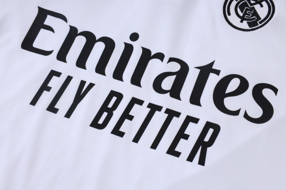 2026 Real Madrid White Long-sleeved half-pull training kit