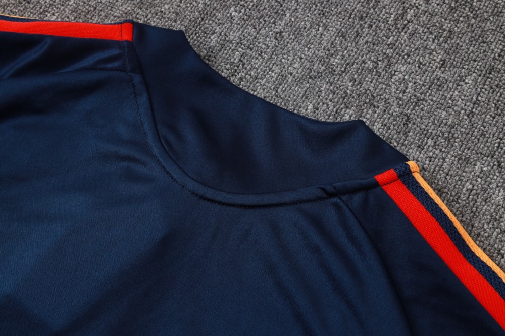 2026 Spain Royal blue Long-sleeved half-pull training kit