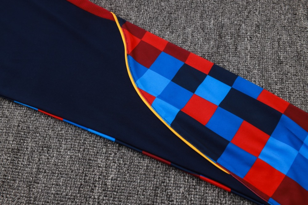2026 Barcelona Colorful Long-sleeved half-pull training kit