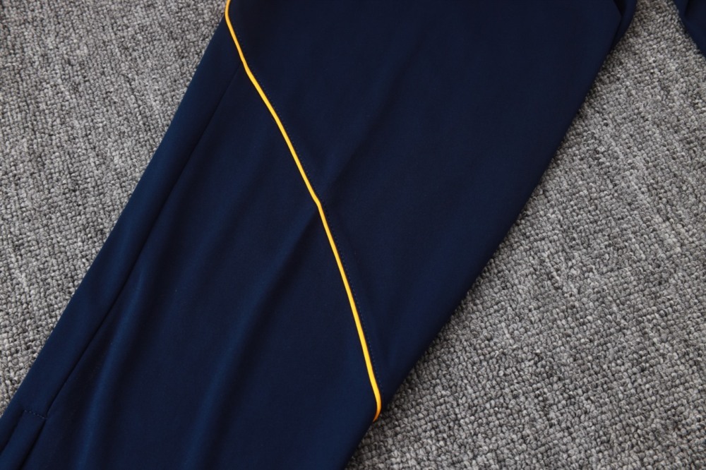 2026 Barcelona Colorful Long-sleeved half-pull training kit