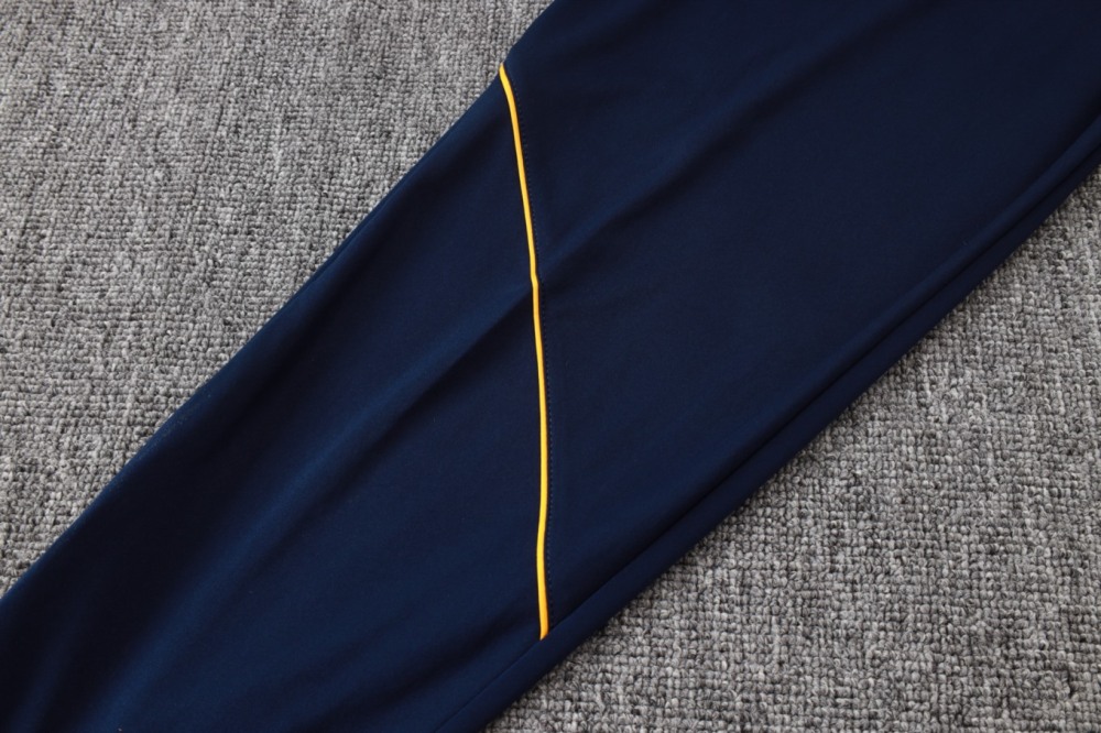 2026 Barcelona Colorful Long-sleeved half-pull training kit