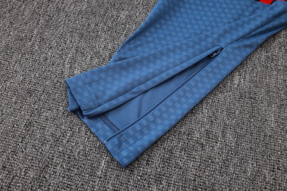 2026 Bayern Munich Medium Blue Long-sleeved half-pull training kit