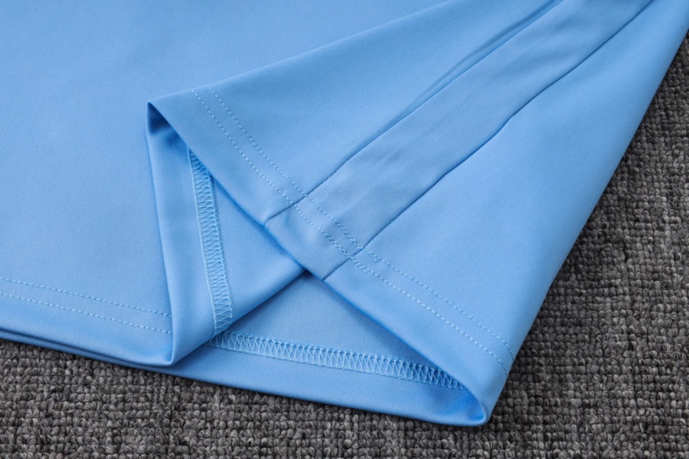 2026 England Light blue Long-sleeved half-pull training kit