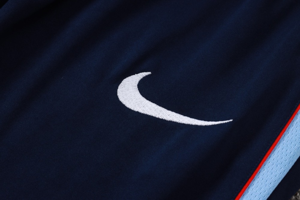 2026 England Light blue Long-sleeved half-pull training kit