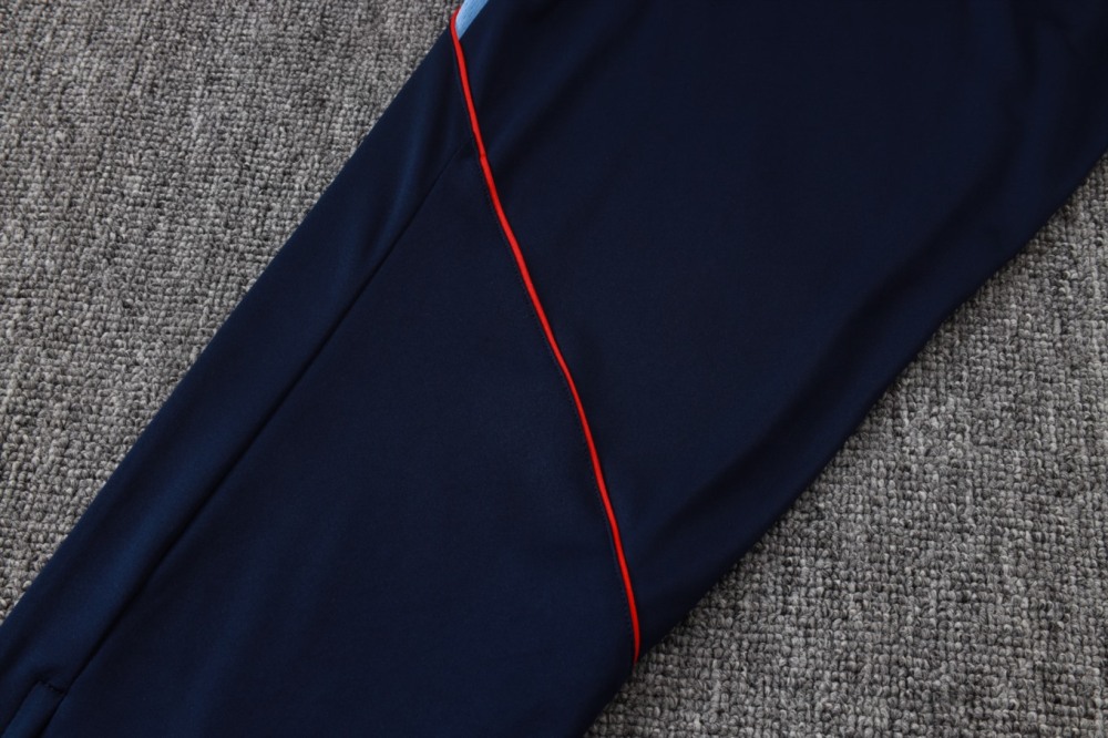 2026 England Light blue Long-sleeved half-pull training kit