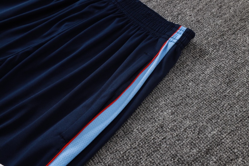2026 England Light blue Long-sleeved half-pull training kit