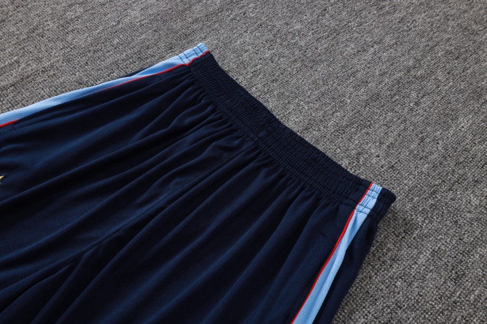 2026 England Light blue Long-sleeved half-pull training kit