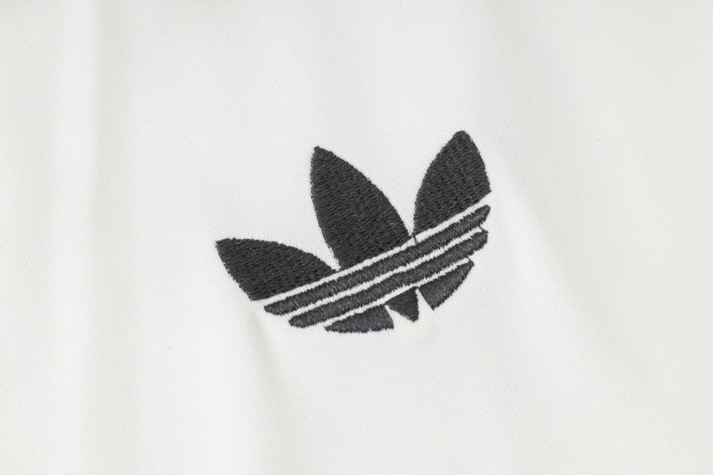 2026 Germany Beige Long-sleeved half-pull training kit