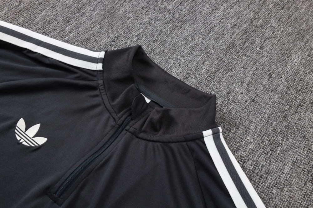 2026 Germany Dark gray Long-sleeved half-pull training kit