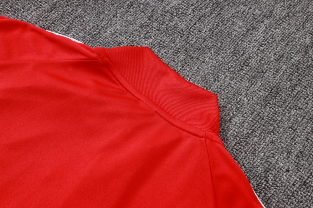 2026 Liverpool Beige Long-sleeved half-pull training kit