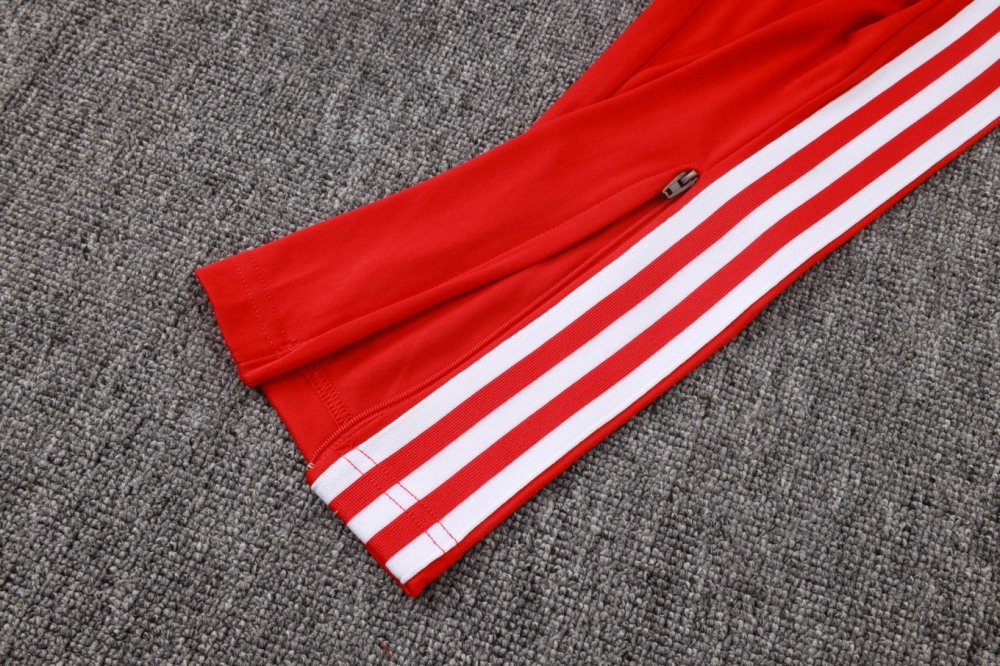 2026 Liverpool Beige Long-sleeved half-pull training kit