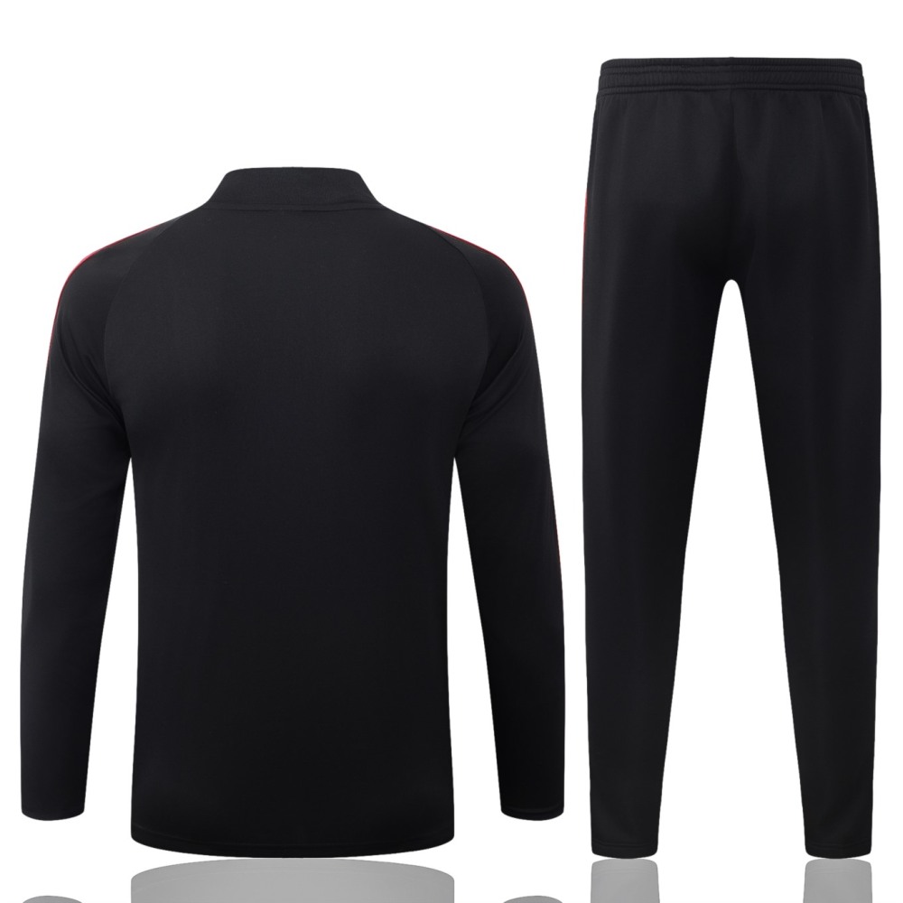 2026 Manchester United Black Long-sleeved half-pull training kit
