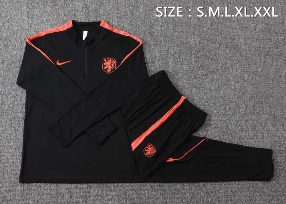 2026 Netherlands Black Long-sleeved half-pull training kit