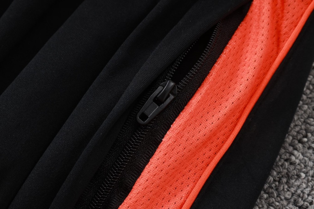 2026 Netherlands Black Long-sleeved half-pull training kit