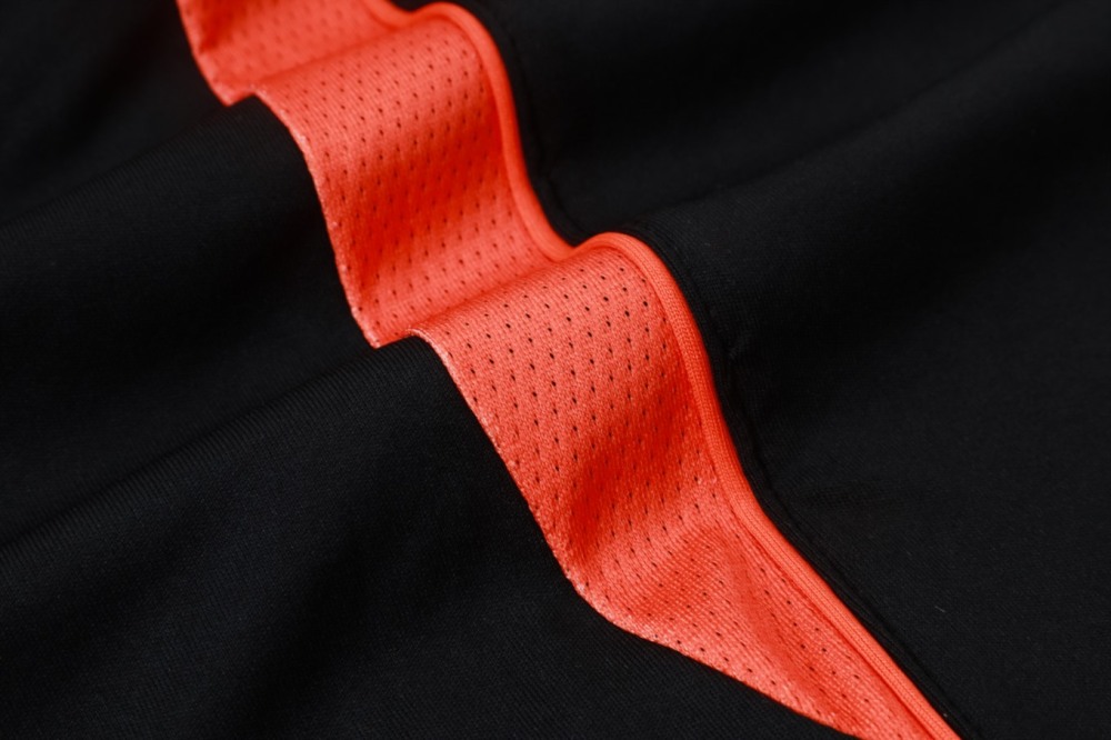2026 Netherlands Black Long-sleeved half-pull training kit