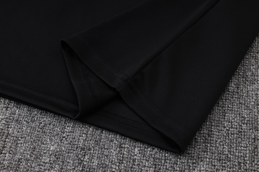2026 Paris Black Long-sleeved half-pull training kit
