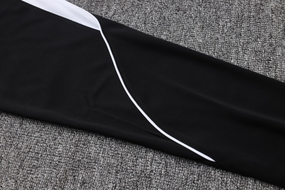 2026 Paris Black Long-sleeved half-pull training kit