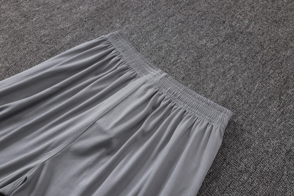 2026 Paris Off-white Long-sleeved half-pull training kit