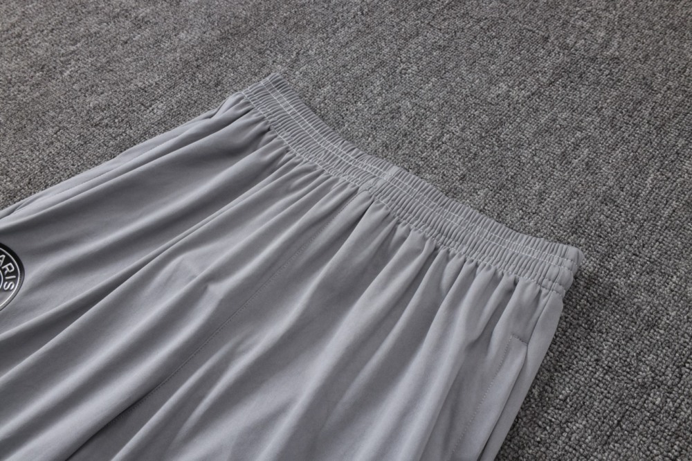 2026 Paris Off-white Long-sleeved half-pull training kit