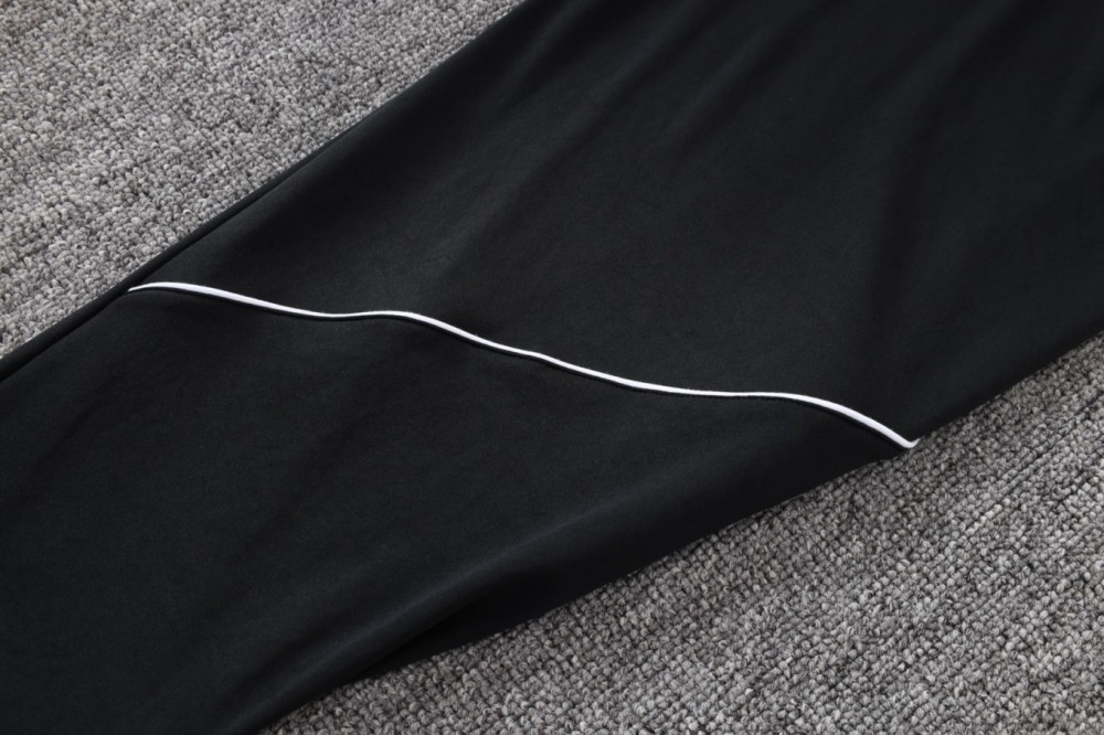2026 Paris White Long-sleeved half-pull training kit
