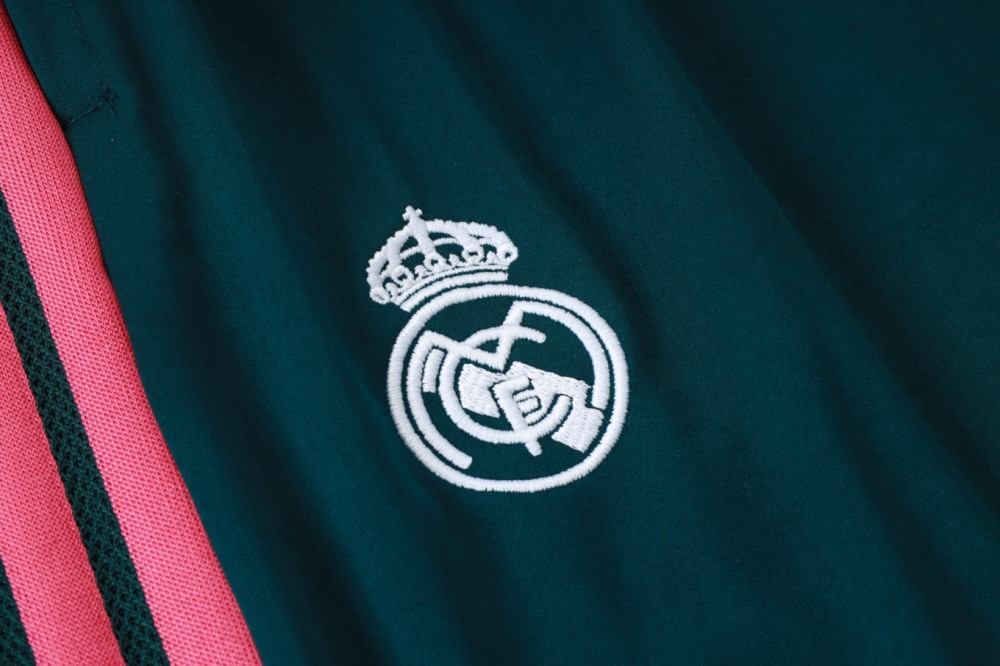 2026 Real Madrid Deep dark green Long-sleeved half-pull training kit
