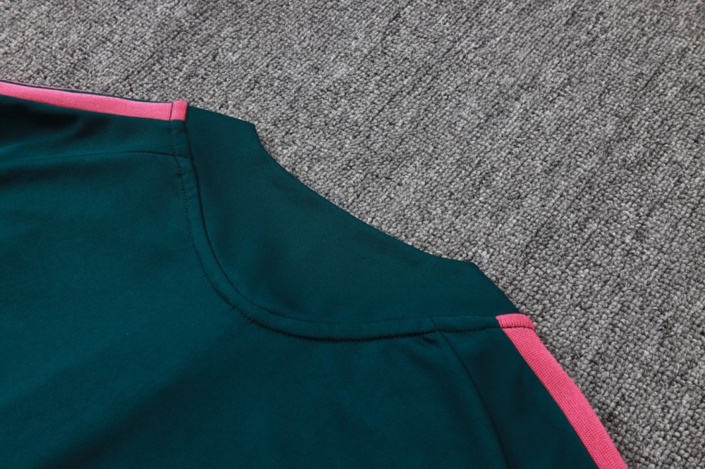 2026 Real Madrid Deep dark green Long-sleeved half-pull training kit