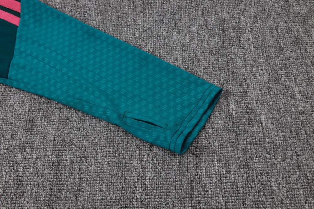 2026 Real Madrid Deep dark green Long-sleeved half-pull training kit