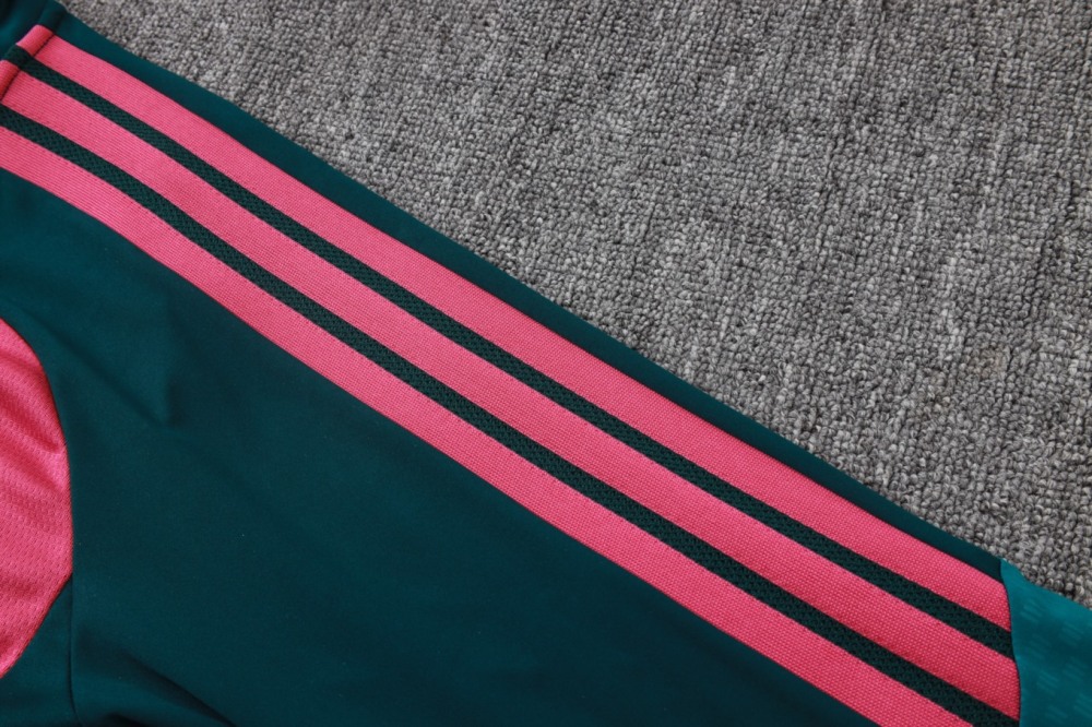 2026 Real Madrid Deep dark green Long-sleeved half-pull training kit