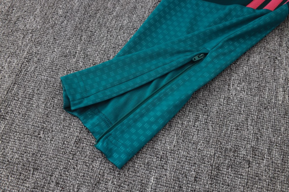 2026 Real Madrid Deep dark green Long-sleeved half-pull training kit