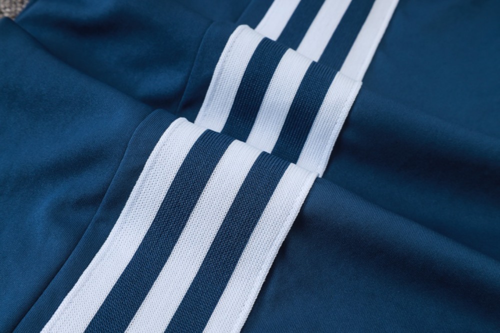 2026 Italy Light blue Long-sleeved half-pull training kit