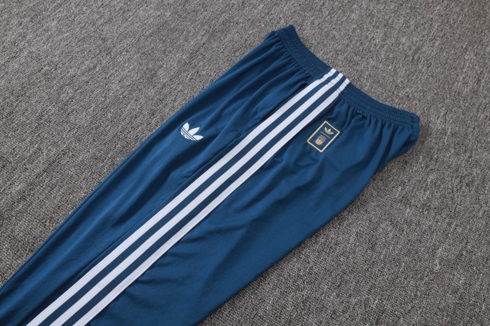 2026 Italy Light blue Long-sleeved half-pull training kit